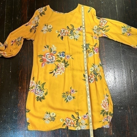 Old navy, yellow flowered long sleeve mini dress size small - Picture 7 of 8